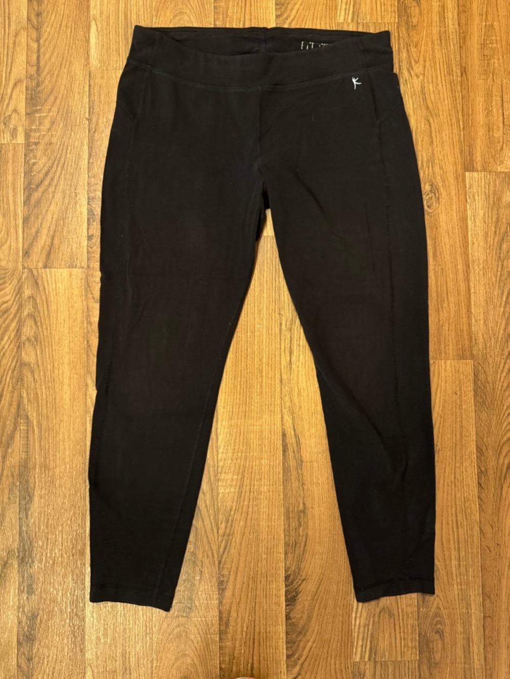 Black High-Rise Slim Leggings with Subtle Side Logo